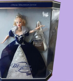 Mattel millennium barbie 2000 collector
